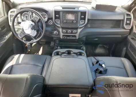 2024 Ram 2500 Tradesman z USA, uszkodzony, nr VIN 3C6UR5HJ2RG130864